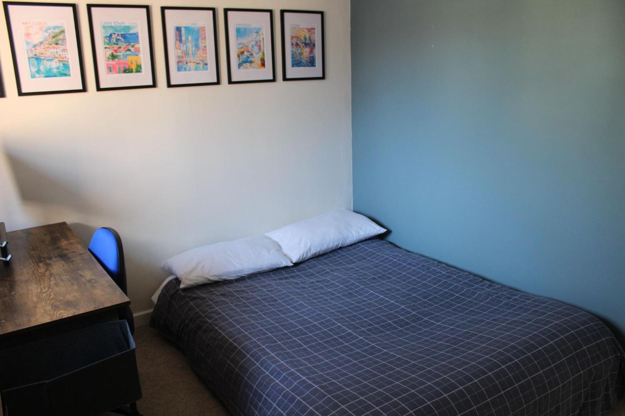 Suburbia, A Stylish 2bed With Garden & Parking Hébergement de vacances *